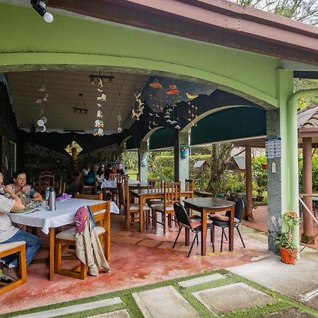 El Oasis Hotel Y Restaurante Букет Екстериор снимка