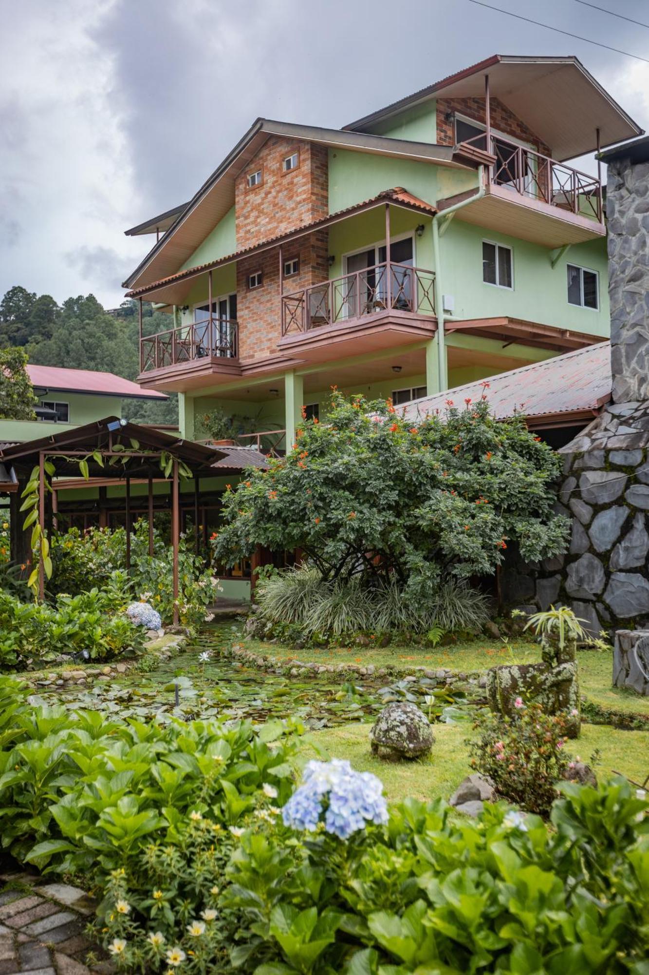 El Oasis Hotel Y Restaurante Букет Екстериор снимка