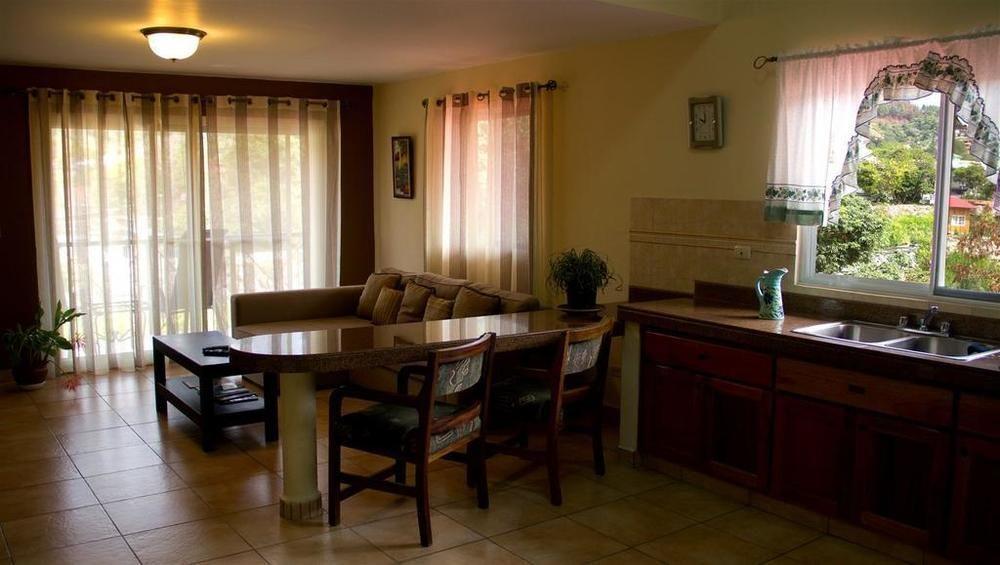 El Oasis Hotel Y Restaurante Букет Екстериор снимка