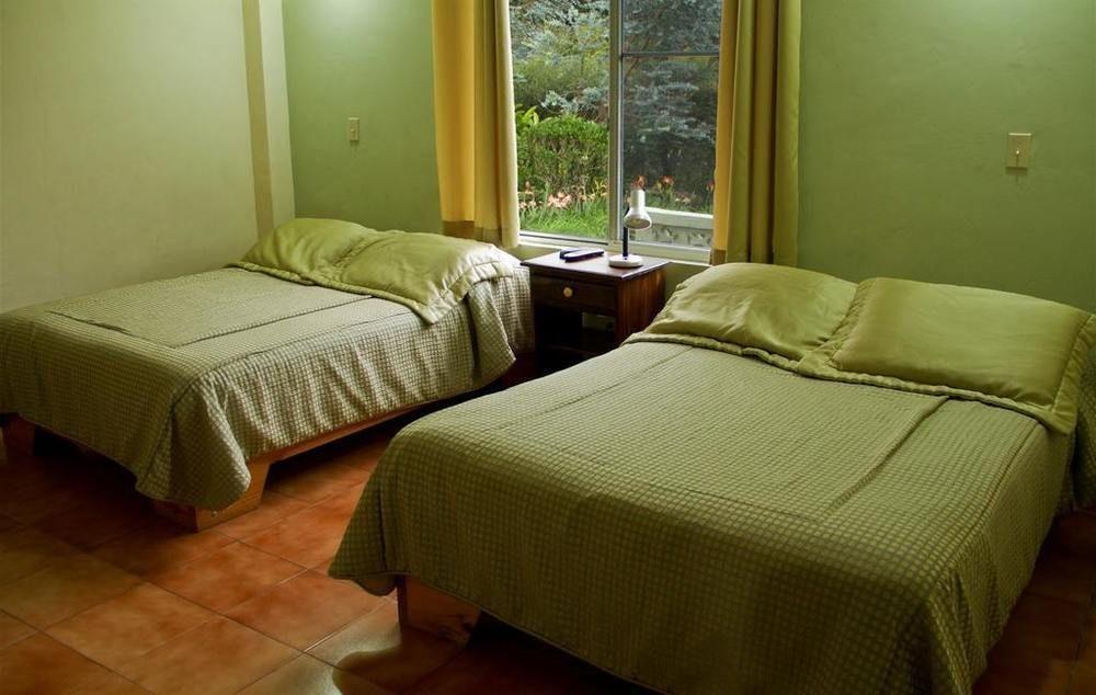 El Oasis Hotel Y Restaurante Букет Екстериор снимка